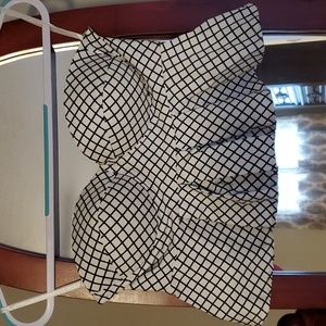 Sleeveless Crop Top with Built in Bra